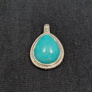Ferozah Stone Pendant